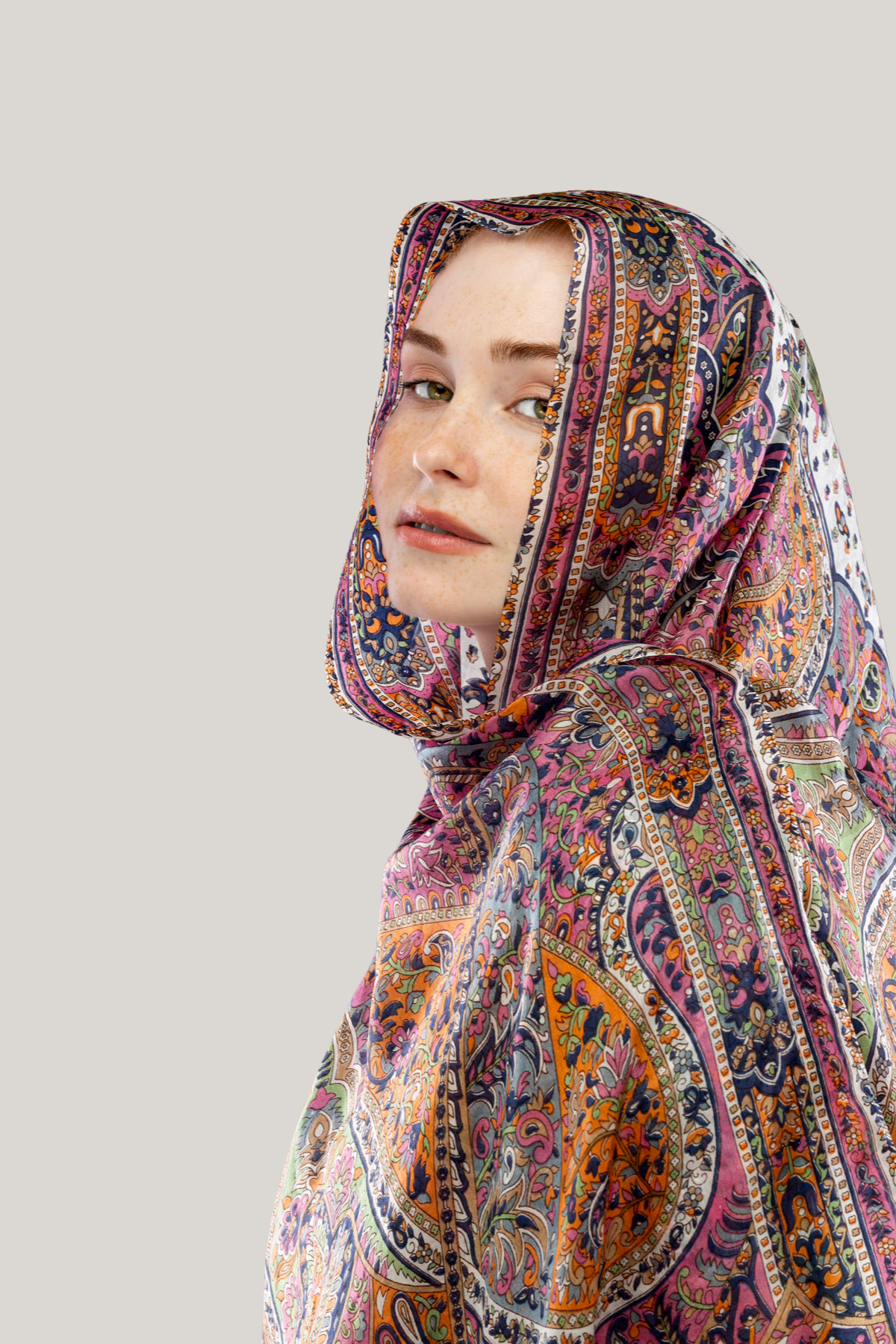 Rosy Etnik Desenli Hint İpek Şal