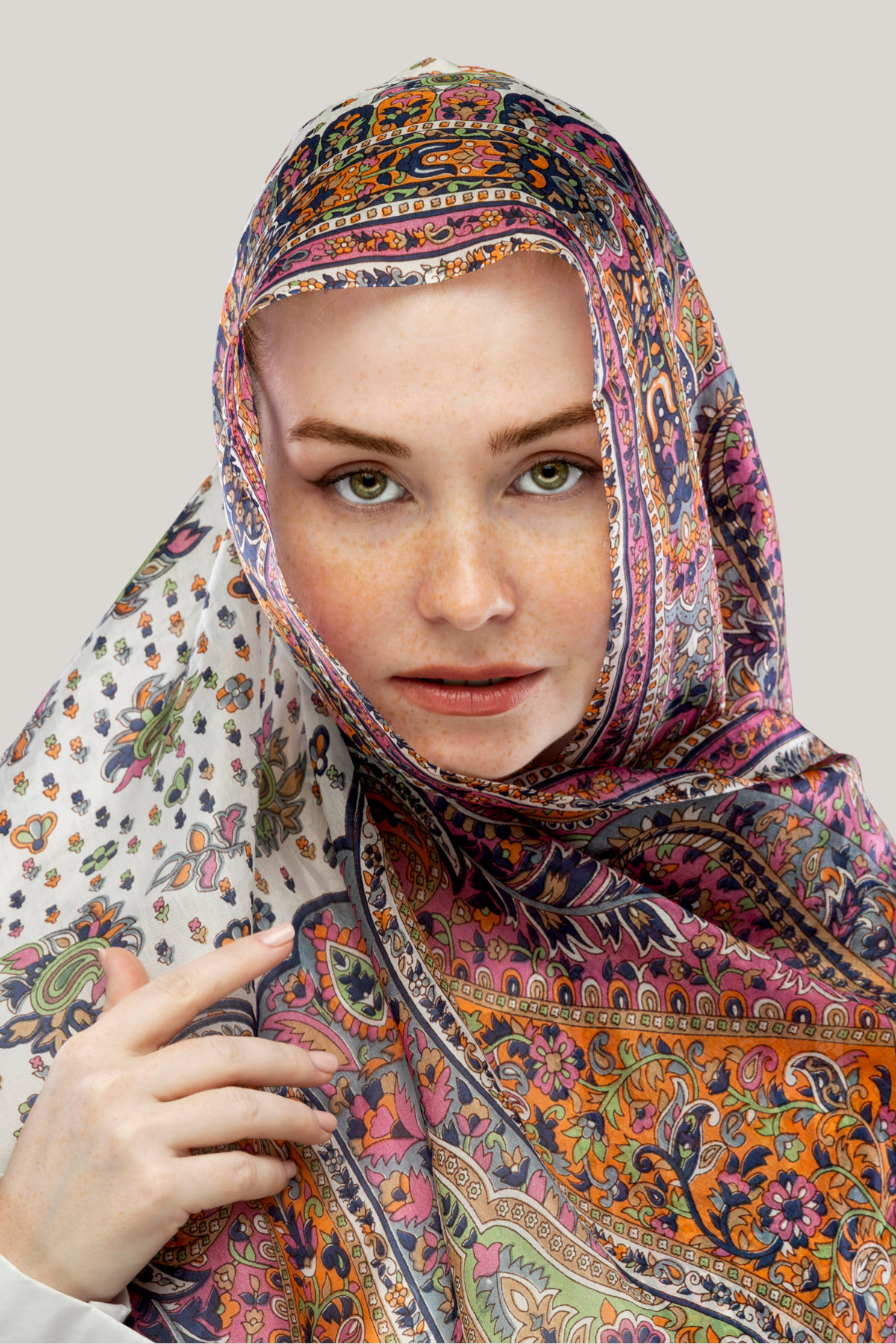 Rosy Etnik Desenli Hint İpek Şal