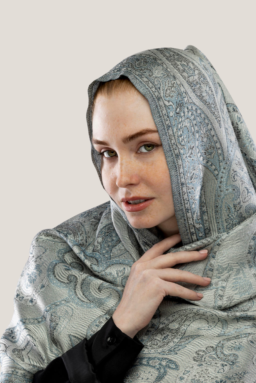 Cenere Gri İpek Şal