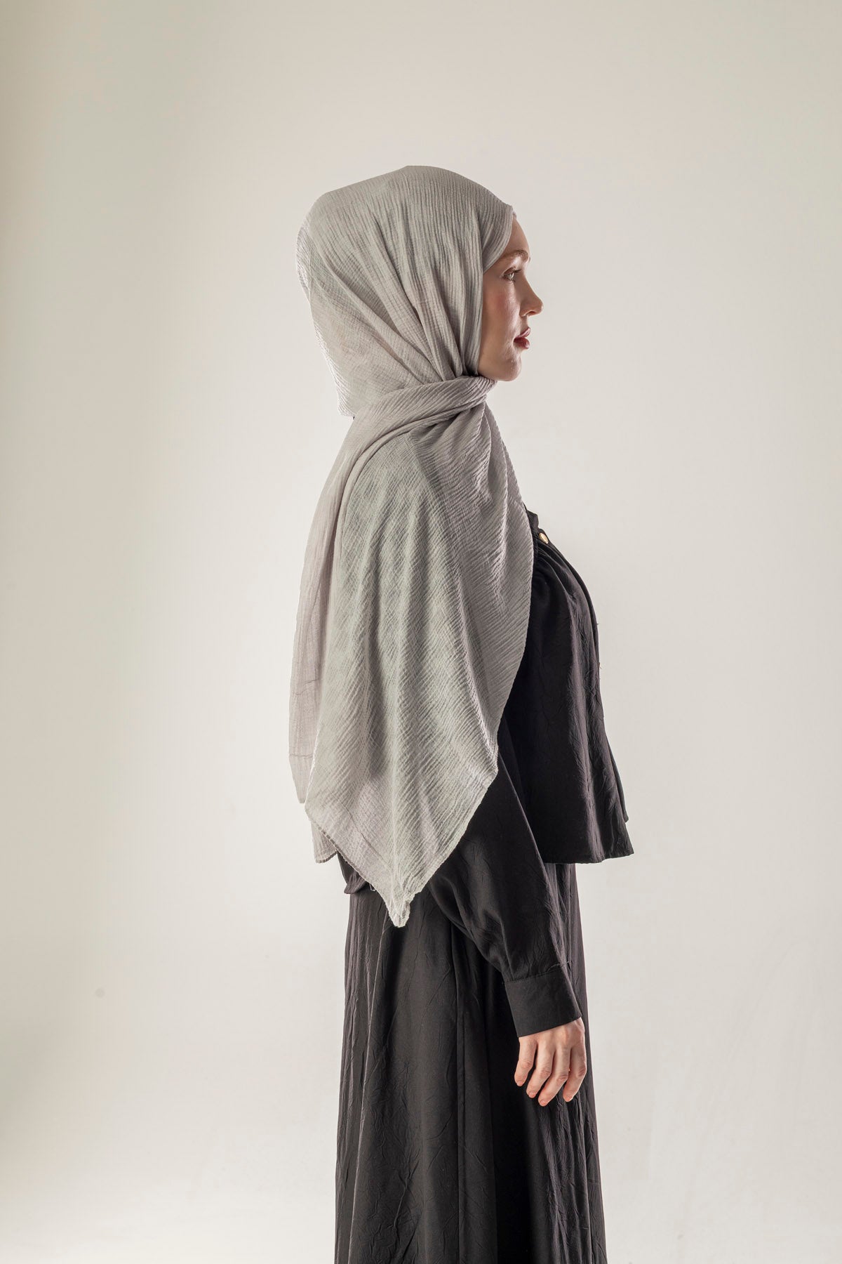 Dama Desen Açık Gri Müslin Şal