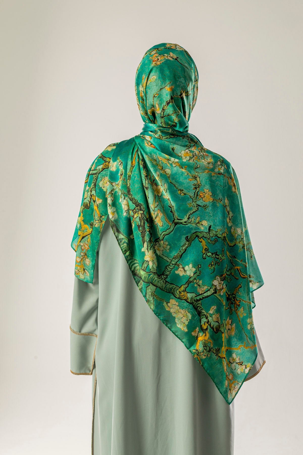 Almonde Yeşil İpek Vual Şal