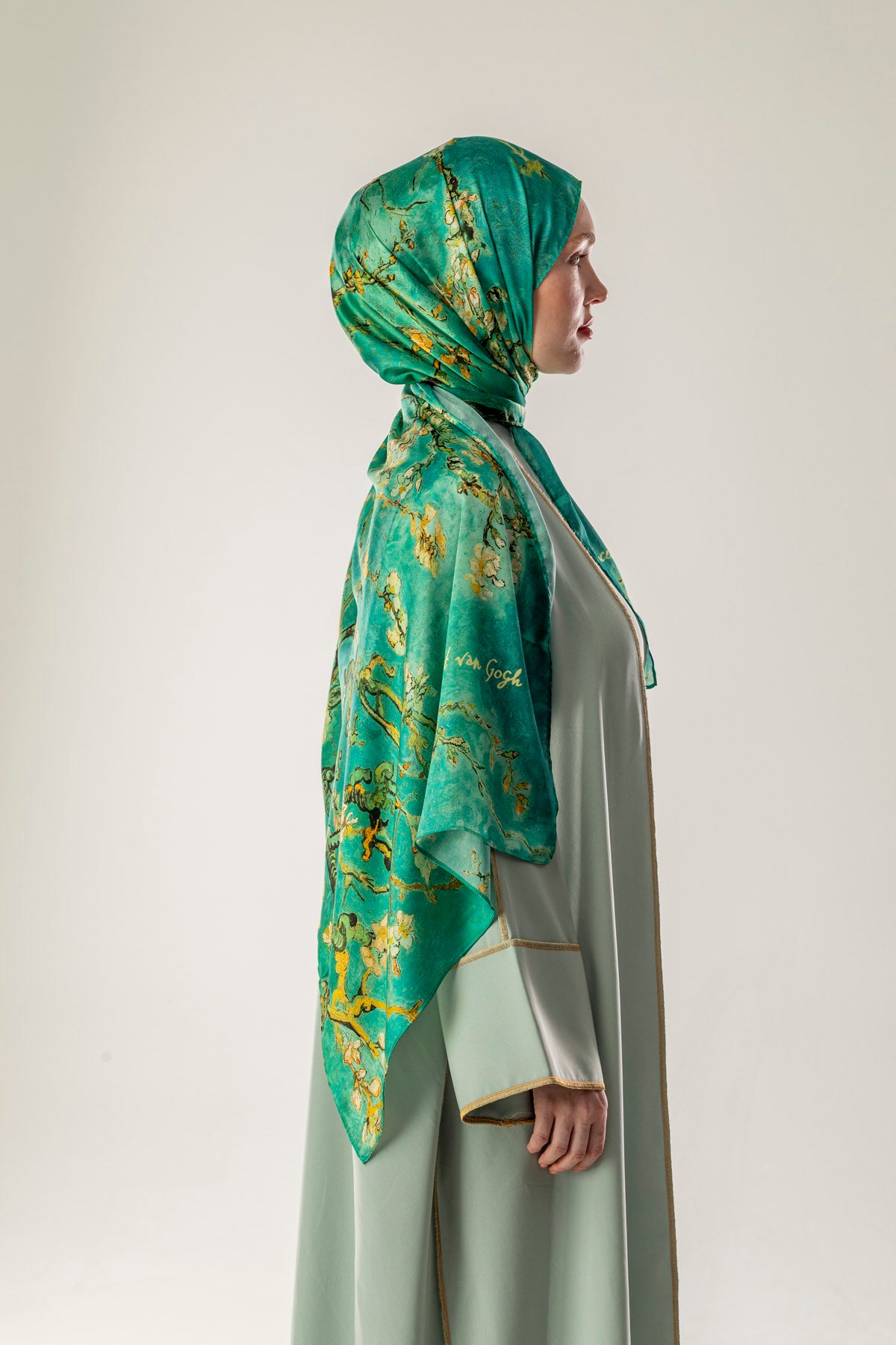 Almonde Yeşil İpek Vual Şal