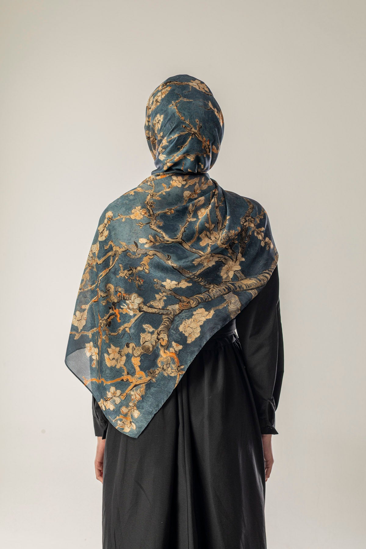 Almonde Taş Gri İpek Vual Şal