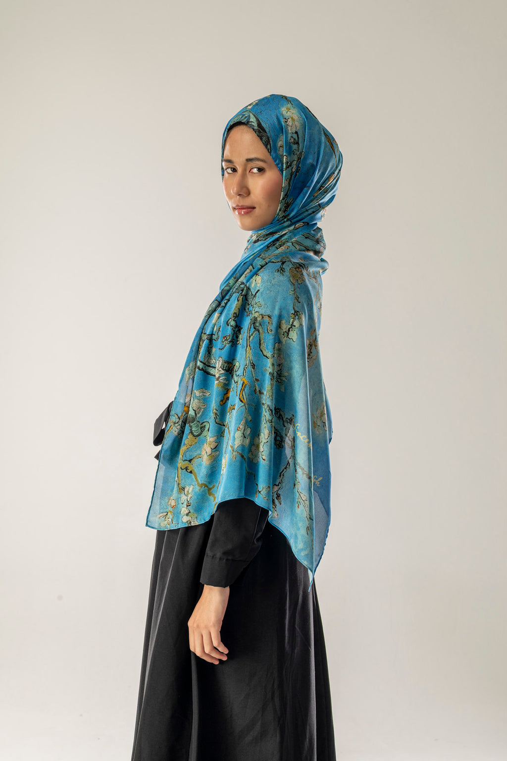 Almonde Su Mavi İpek Vual Şal